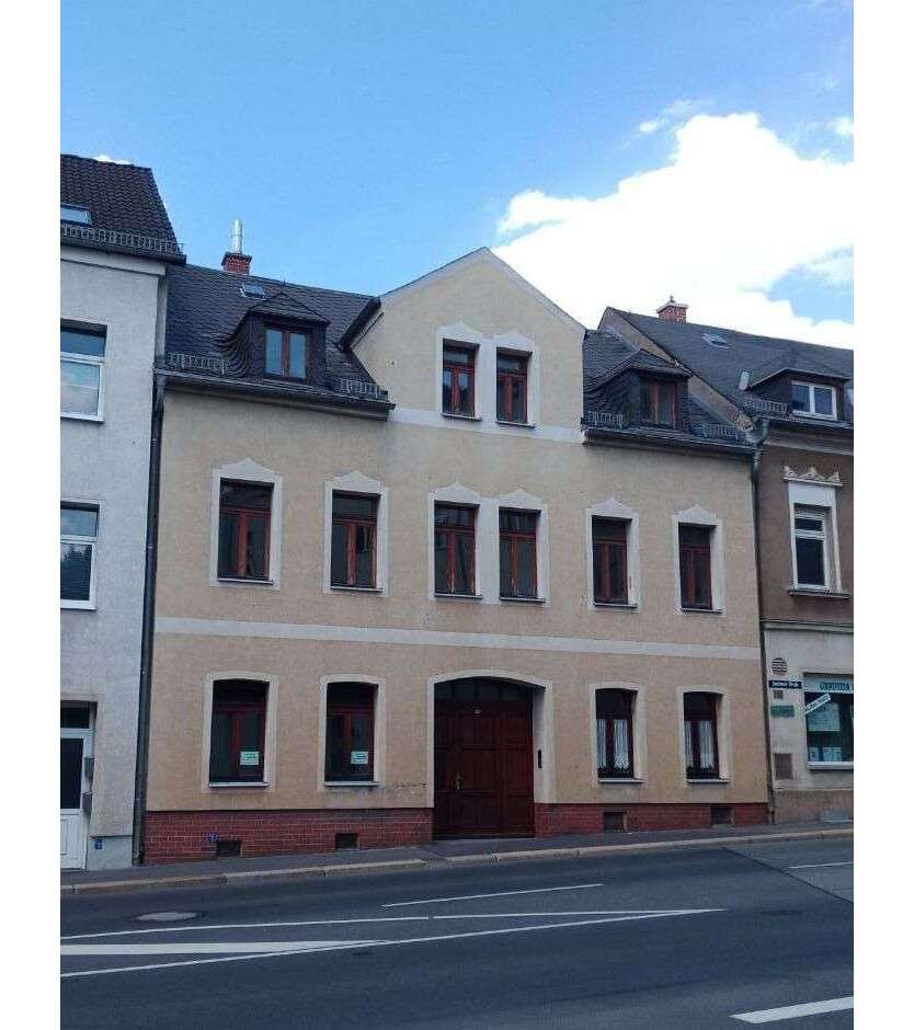 Haus zum Kaufen in Werdau 140.000 € 235 m²
