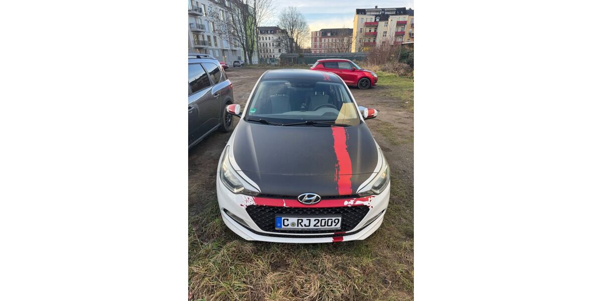Hyundai i20 104.000 km 7.000 &euro; Chemnitz 09126