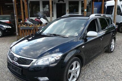 Kia ceed Sportswagon 97.080 km 3.990 &euro; Dresden 01219