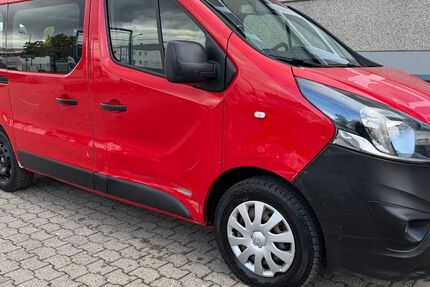 Opel Vivaro 292.000 km 5.990 &euro; Erlangen 91052