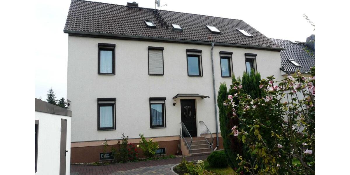 Dachgeschoßwohnung Sülzetal - 2 Zimmer, 60 m&sup2;, 325&euro; | Angebot:26253038