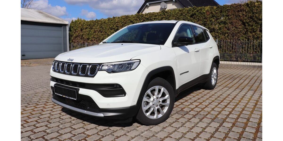 Jeep Compass 13.995 km 23.990 &euro; Lutherstadt Wittenberg 06888
