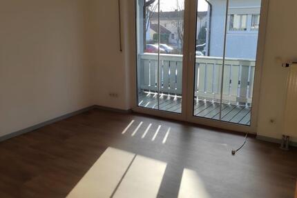 Wohnung Geiselhöring - 3 Zimmer, 78 m&sup2;, 700&euro; | Angebot:25480139