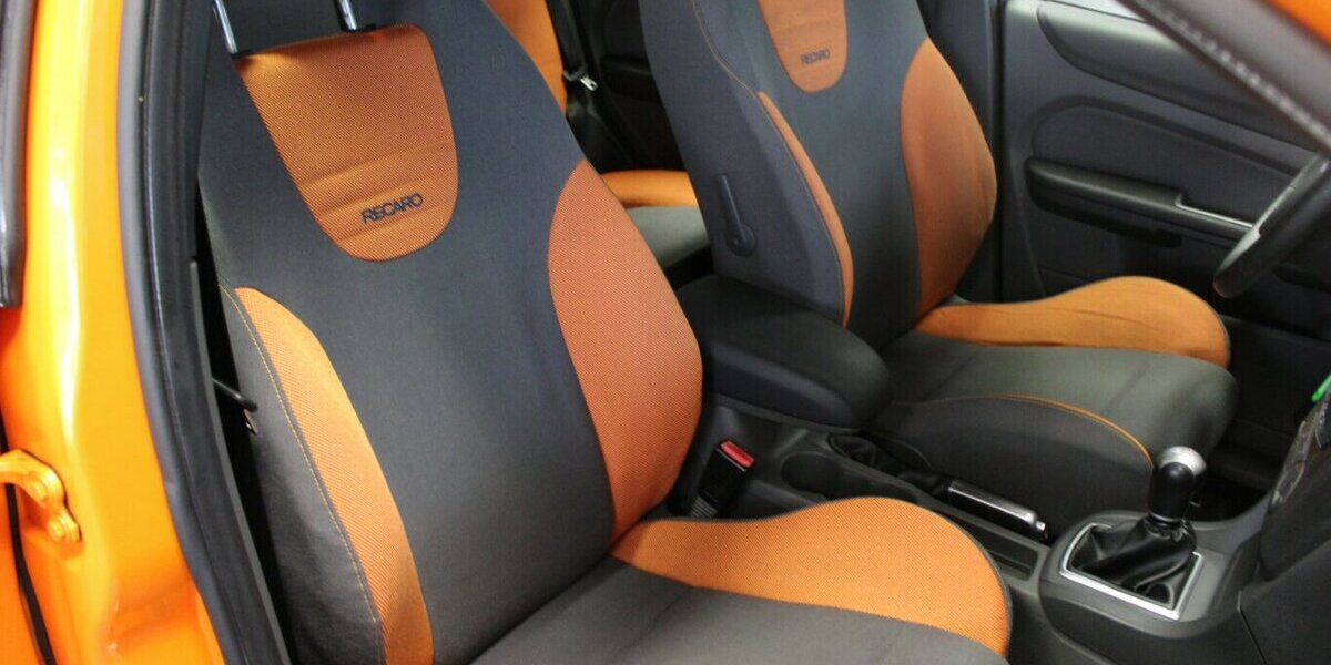 Ford Focus 2.5 MK2 ST - Recaro - SHZ -Navi - 96.133 km 12.980 € Euskirchen 53881