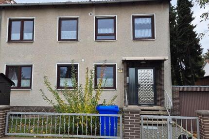 Haus Helmstedt - 5 Zimmer, 155 m&sup2;, 1.600&euro; | Angebot:26690429