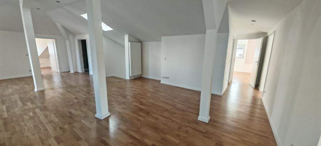 Etagenwohnung Dresden Naußlitz - 5 Zimmer, 174 m&sup2;, 1.825&euro; | Angebot:25387244