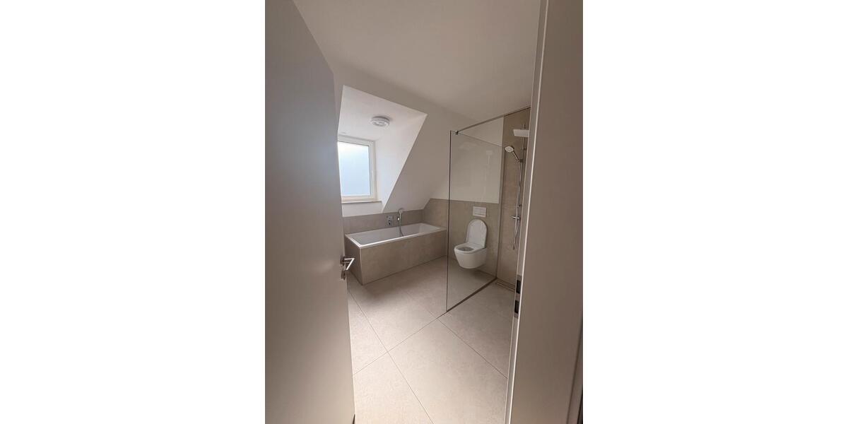 Etagenwohnung Lauchheim - 4 Zimmer, 104 m&sup2;, 1.300&euro; | Angebot:26634511