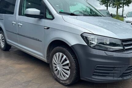 VW Caddy 63.527 km 15.999 &euro; Isernhagen OT Altwarmbüchen bei Hannover A2/A7 30916