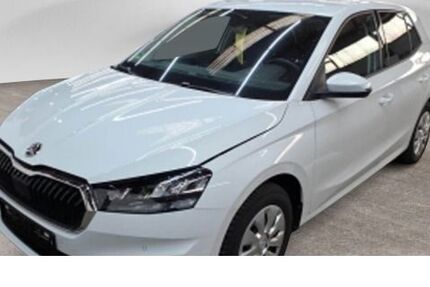 Skoda Fabia 25.913 km 18.690 &euro; Lemgo 32657