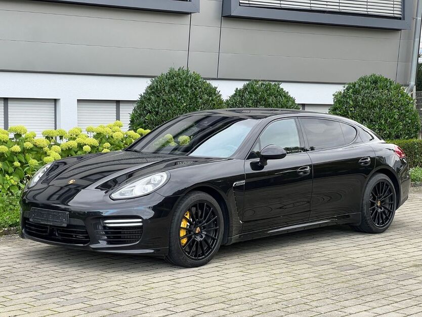 Porsche Panamera 212.000 km 38.900 € Frickenhausen 72636