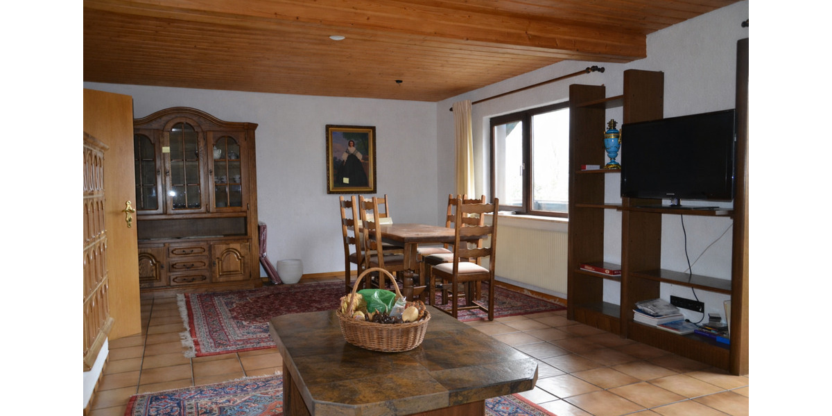 Einfamilienhaus Titisee-Neustadt Neustadt - 5 Zimmer, 160 m&sup2;, 420.000&euro; | Angebot:25173329