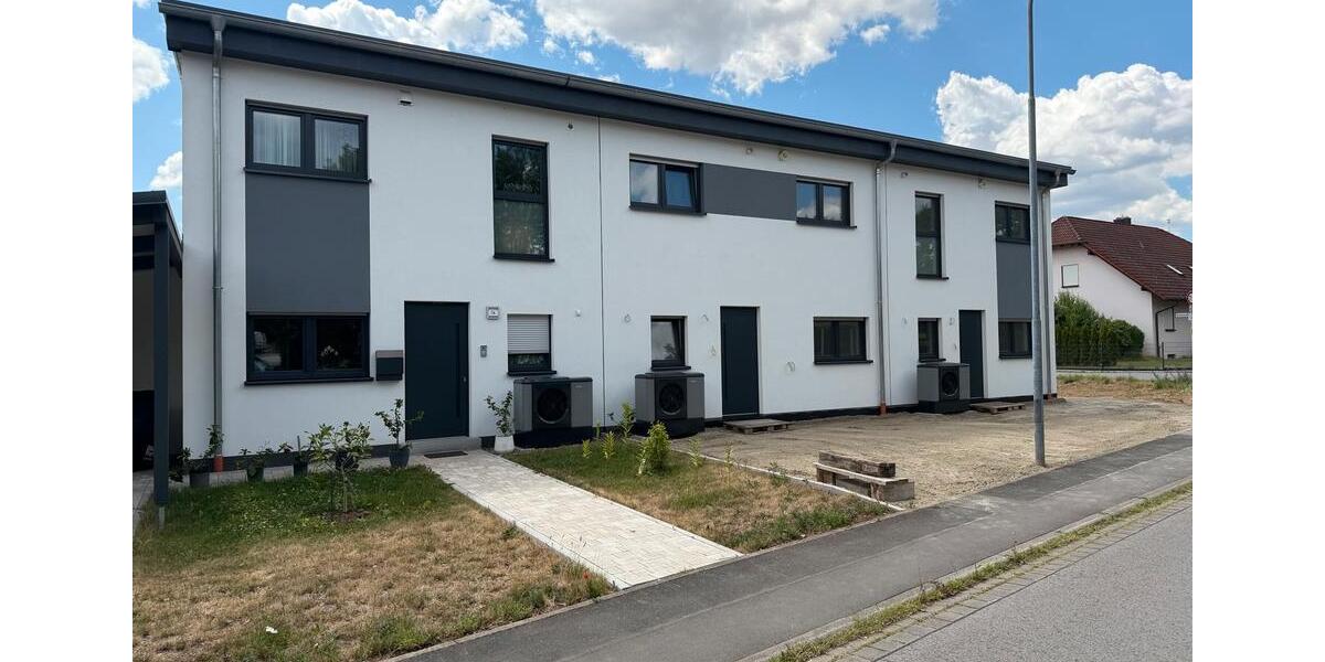 Reihenhaus Oberstreu - 4 Zimmer, 170 m&sup2;, 395.000&euro; | Angebot:27109724