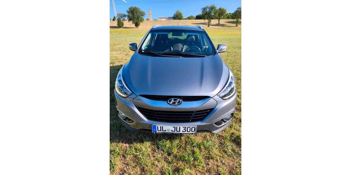 Hyundai TUCSON 80.880 km 14.600 &euro; Reutlingen 72768