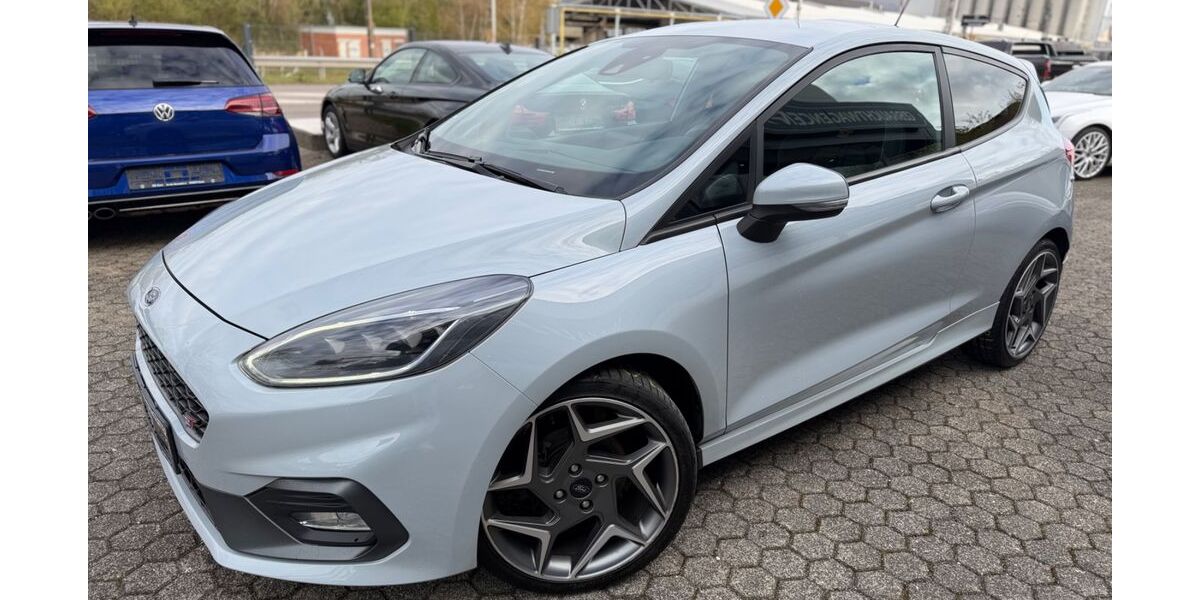 Ford Fiesta 211.000 km 8.990 &euro; Konz 54329