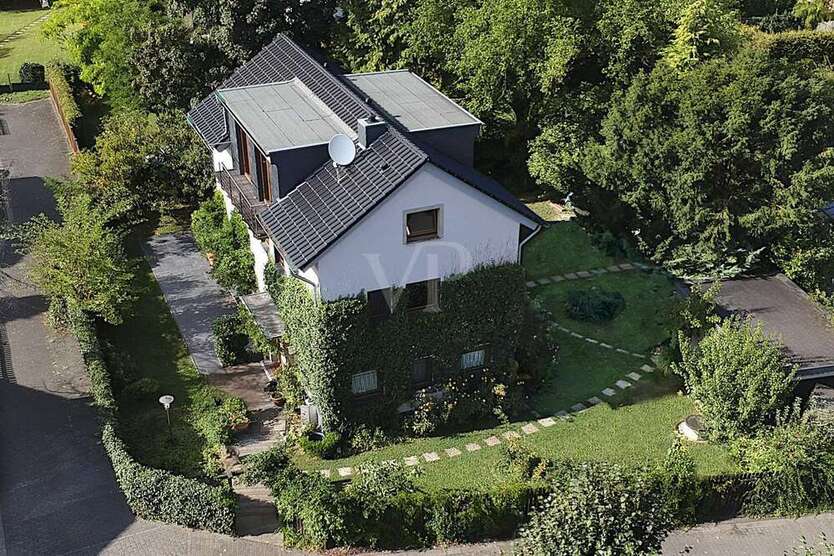 Haus zum Kaufen in Bad Honnef Rhöndorf 1.200.000 € 223 m²