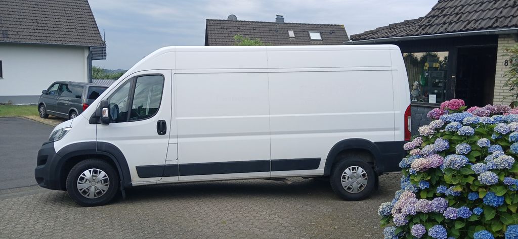 Opel Movano 208.000 km 10.500 &euro; Odenthal-Neschen 51519
