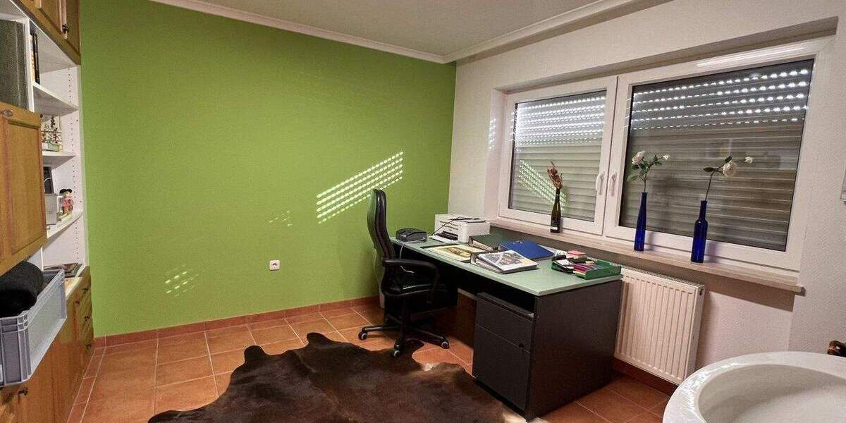 Mehrfamilienhaus, Wohnhaus Bad Füssing Würding - 7 Zimmer, 255 m&sup2;, 850.000&euro; | Angebot:25776956