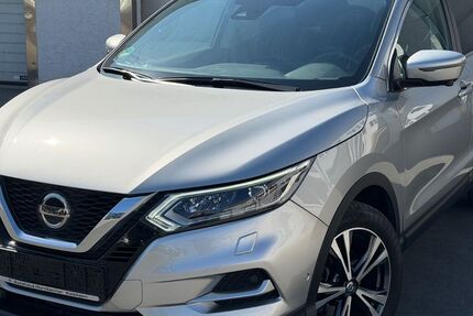 Nissan Qashqai 52.000 km 15.900 &euro; Kelkheim 65779
