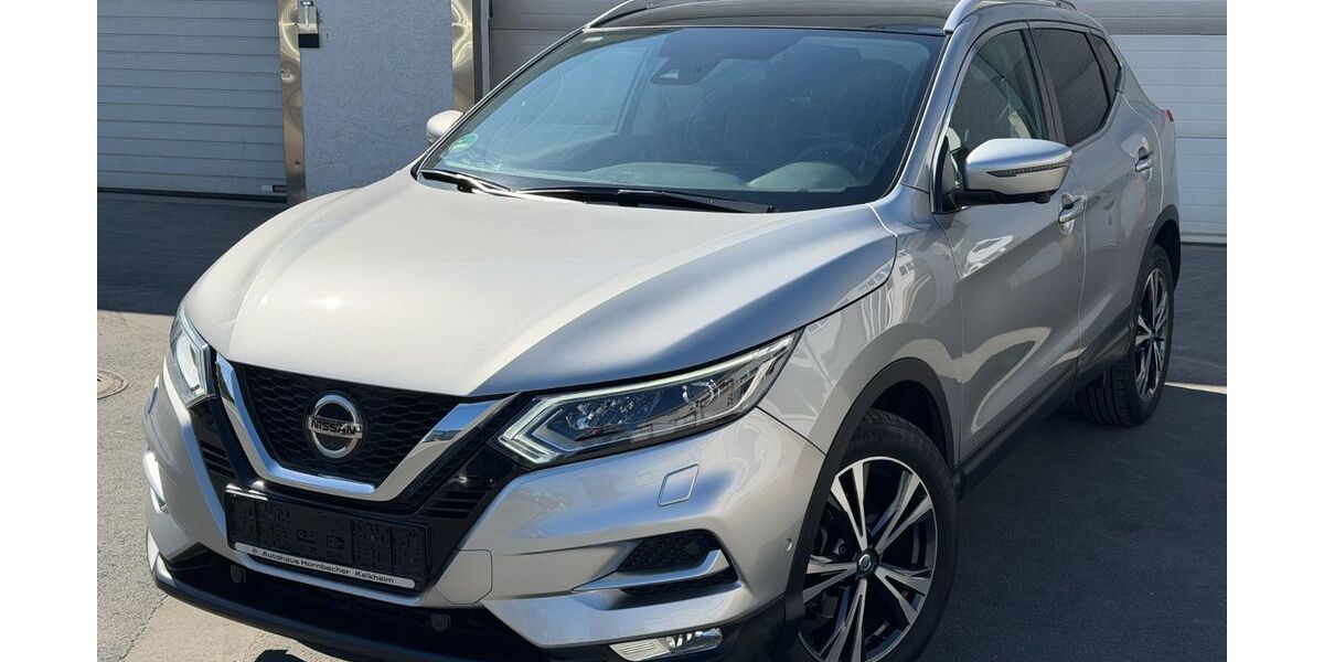 Nissan Qashqai 52.000 km 15.900 &euro; Kelkheim 65779