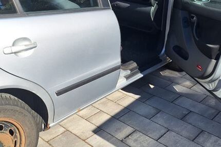 Seat Leon 208.010 km 650 &euro; Niederbrechen 65611