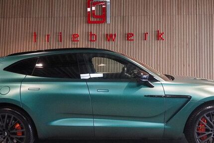 Aston Martin DBX 36.000 km 122.941 &euro; Duisburg 47228