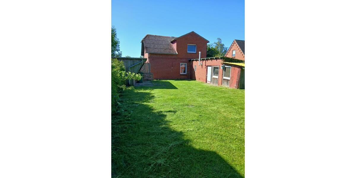 Einfamilienhaus Bredstedt - 4 Zimmer, 100 m&sup2;, 160.000&euro; | Angebot:26738903