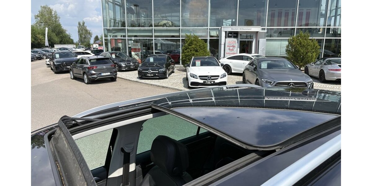 VW Tiguan 1.5 TSI Highline 360°/NAVI/CARPLAY/PANO 110.221 km 22.900 &euro; Villingen-Schwenningen 78054