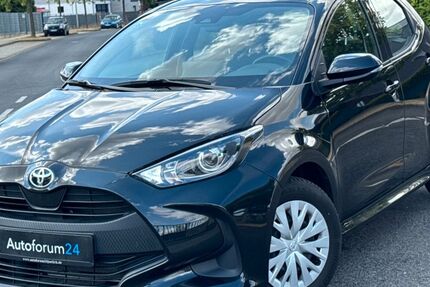 Toyota Yaris 41.000 km 13.499 &euro; Jülich 52428