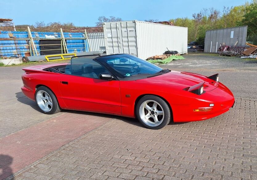 Pontiac Firebird 65.000 km 9.999 € Zellertal 67308