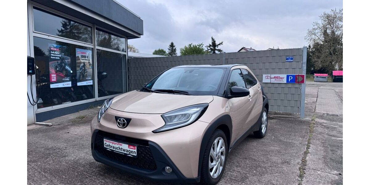 Toyota Aygo (X) 20.833 km 13.390 &euro; Bensheim 64625