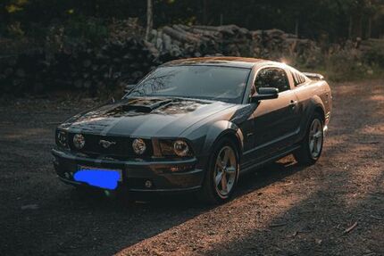Ford Mustang 120.000 km 20.000 &euro; Dorfchemntiz 09619