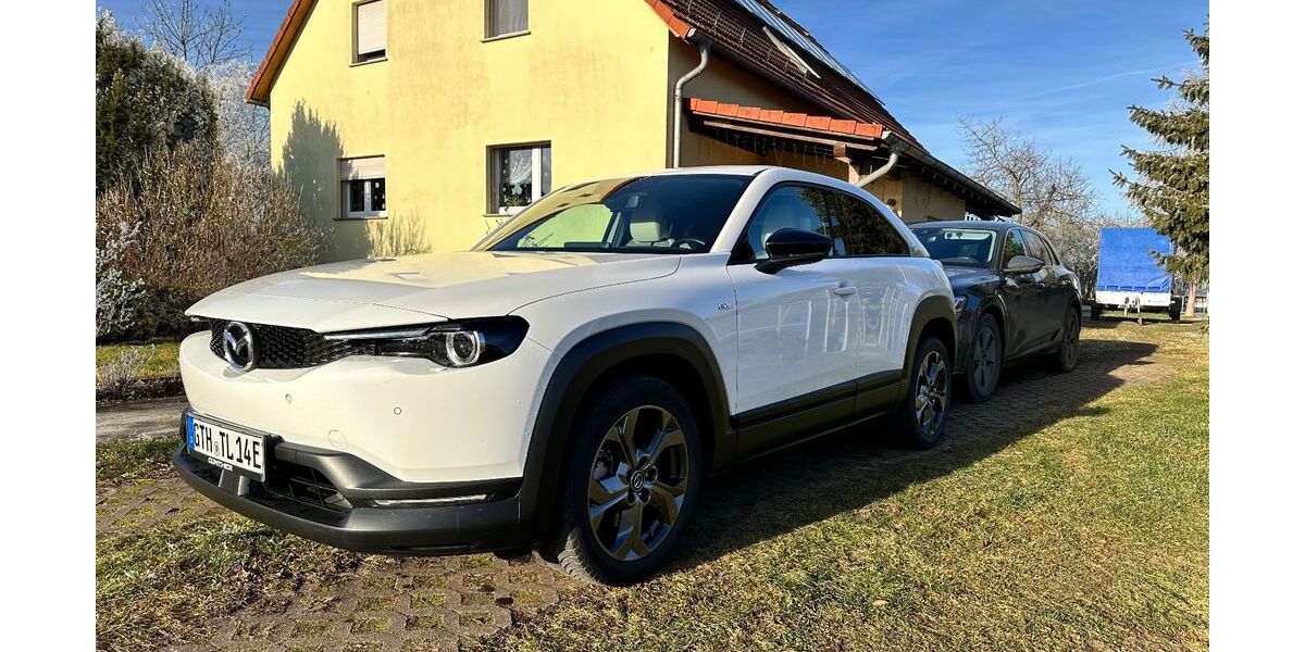 Mazda MX-30 22.000 km 16.199 &euro; Drei Gleichen 99869