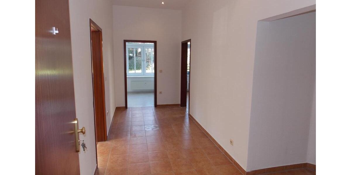 Etagenwohnung Blankenburg (Harz) - 3 Zimmer, 87 m&sup2;, 790&euro; | Angebot:26316073
