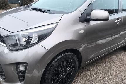Kia Picanto 57.000 km 8.900 &euro; München 81669