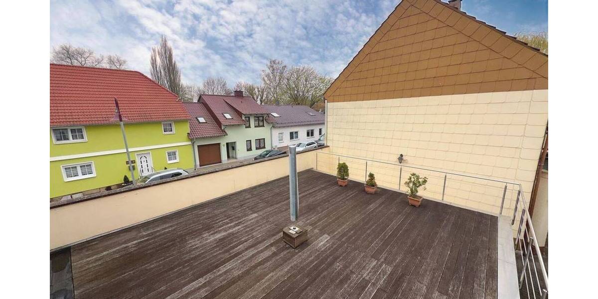 Einfamilienhaus Bad Langensalza - 8 Zimmer, 142 m&sup2;, 205.000&euro; | Angebot:26730752