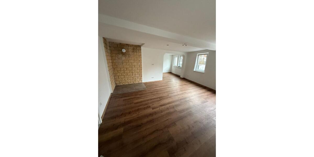 Einfamilienhaus Grünberg - 5 Zimmer, 136 m&sup2;, 220.000&euro; | Angebot:25366200