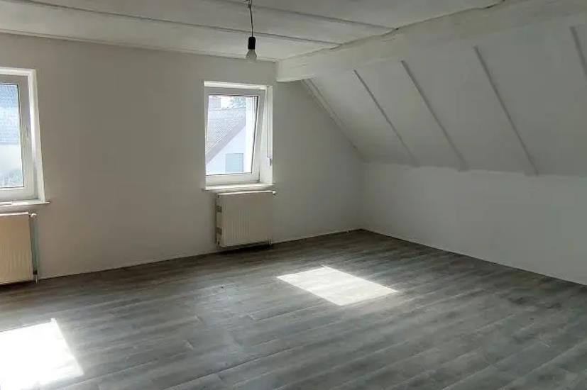 Einfamilienhaus Rammelsbach - 6 Zimmer, 139 m&sup2;, 195.000&euro; | Angebot:26085740