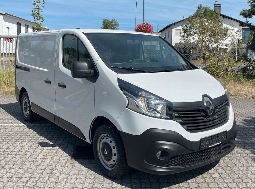 Renault Trafic 63.000 km 15.480 € Langen 63225