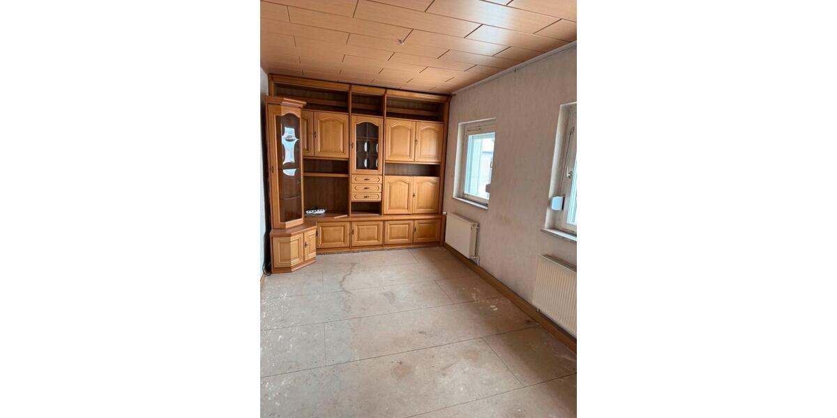 Einfamilienhaus Nürnberg Erlenstegen - 4 Zimmer, 100 m&sup2;, 129.000&euro; | Angebot:26342370