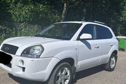 Hyundai TUCSON 198.000 km 2.900 € köln 51107