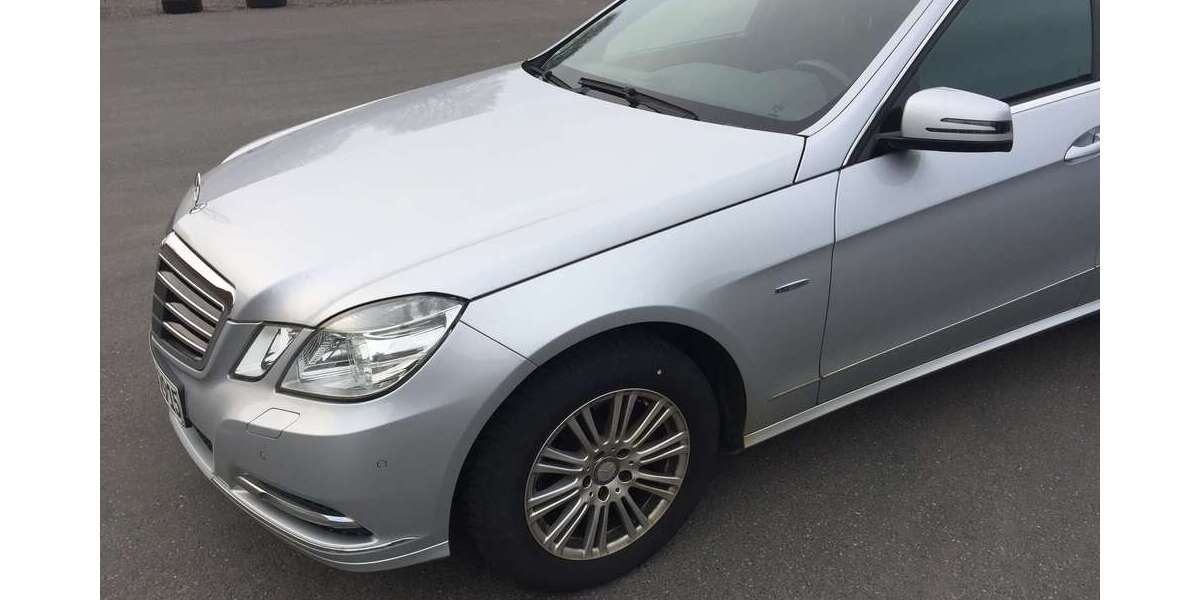 Mercedes-Benz 220 203.000 km 11.750 &euro; Mayen, Stadt 56727