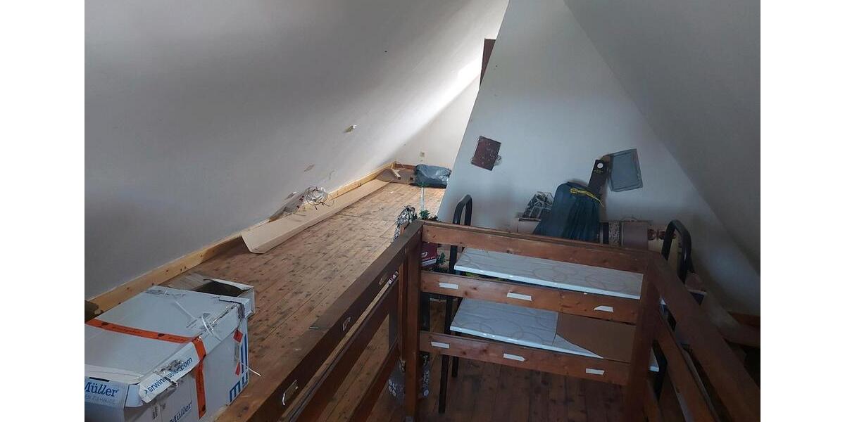 Dachgeschoßwohnung Morsbach - 3 Zimmer, 65 m&sup2;, 490&euro; | Angebot:25366346