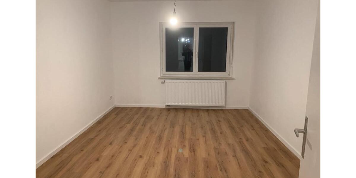 Etagenwohnung Sulzbach-Rosenberg Rosenberg - 4 Zimmer, 94 m&sup2;, 1.200&euro; | Angebot:26680224
