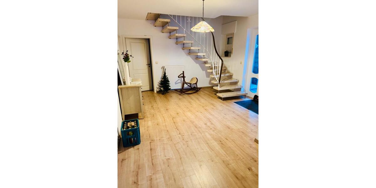 Einfamilienhaus Lohne (Oldenburg) - 6 Zimmer, 165 m&sup2;, 1.250&euro; | Angebot:25261731