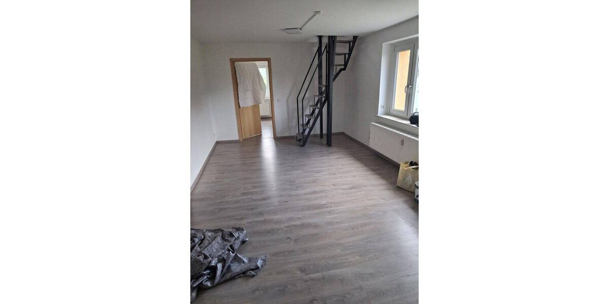 Etagenwohnung Drebach OT Venusberg Venusberg - 4 Zimmer, 100 m&sup2;, 550&euro; | Angebot:26916682