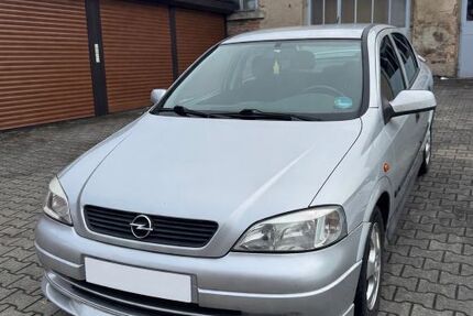 Opel Astra 150.000 km 1.300 &euro; Treuen 08233