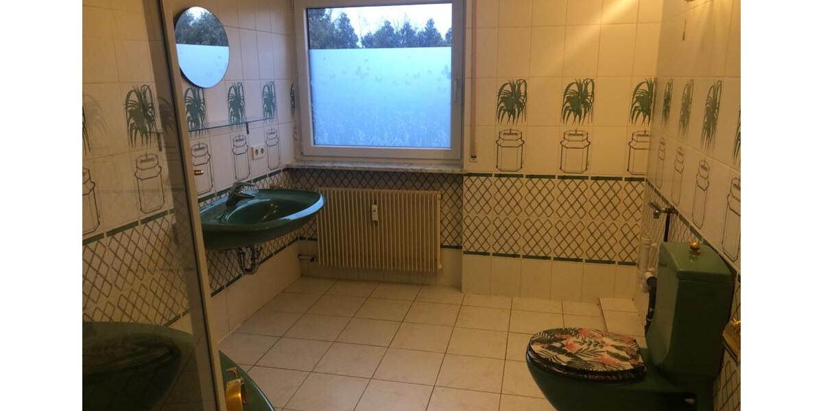 Dachgeschoßwohnung Freiburg im Breisgau Herdern - 2 Zimmer, 85 m&sup2;, 910&euro; | Angebot:25403661