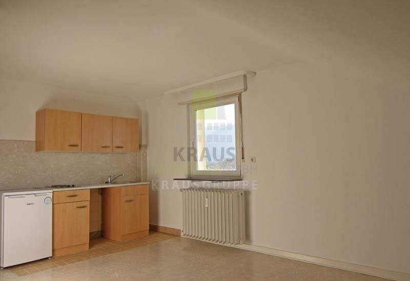 2,5-Zimmer-Wohnung im DG an ruhige Einzelperson zu vermieten - ideal für Pendler! 2 zimmer