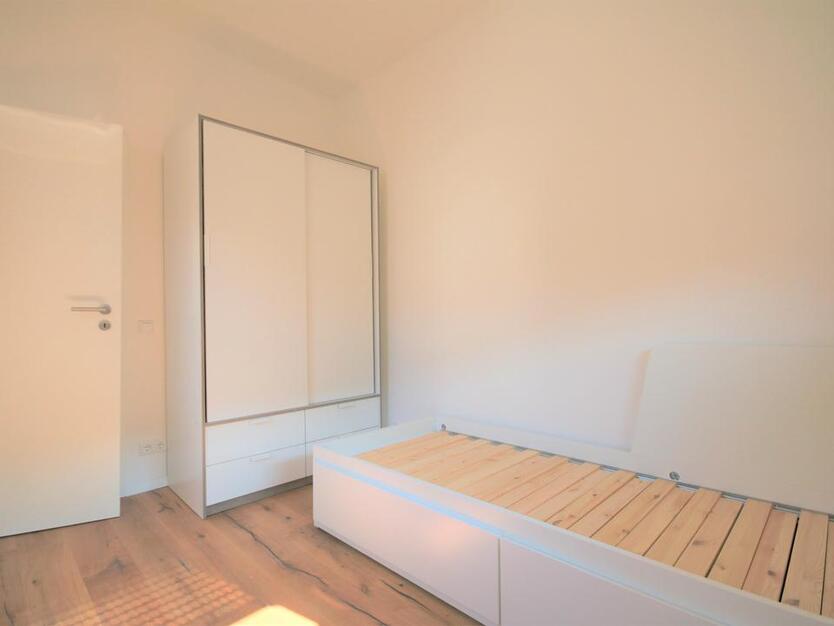 Möbliertes WG-Zimmer in zentraler Lage!