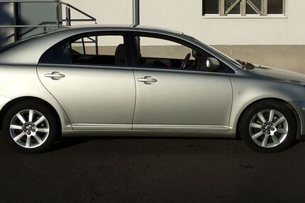 Toyota Avensis 54.000 km 6.499 &euro; Neuenhagen bei Berlin 15366